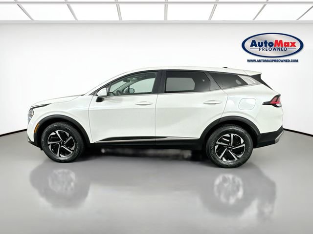 Used 2023 Kia Sportage LX image 8