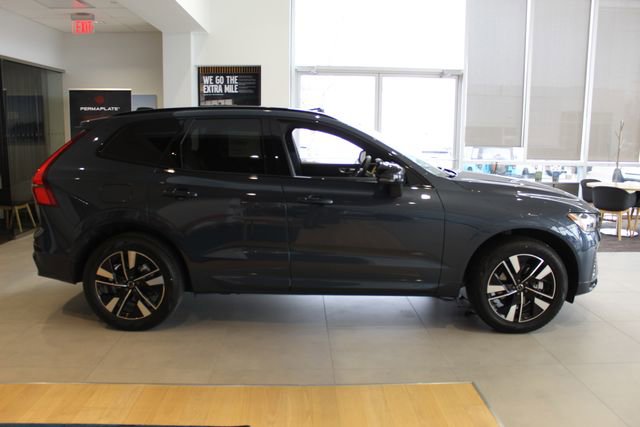 New 2026 Volvo XC60 B5 Core w/ Climate Package image 2