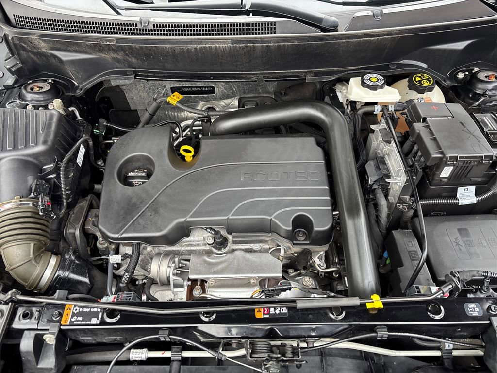 Used 2024 GMC Terrain Denali image 13