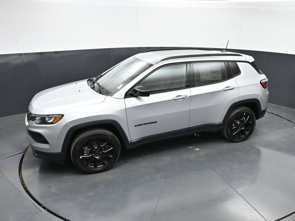 New 2026 Jeep Compass Latitude AWD/4WD image 41