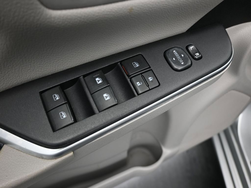 Used 2016 Toyota Camry SE FWD image 10