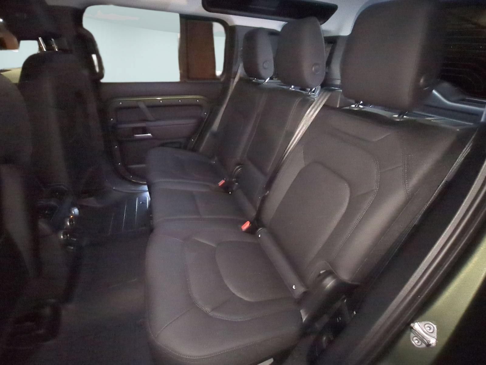 New 2026 Land Rover Defender 110 S AWD/4WD image 25