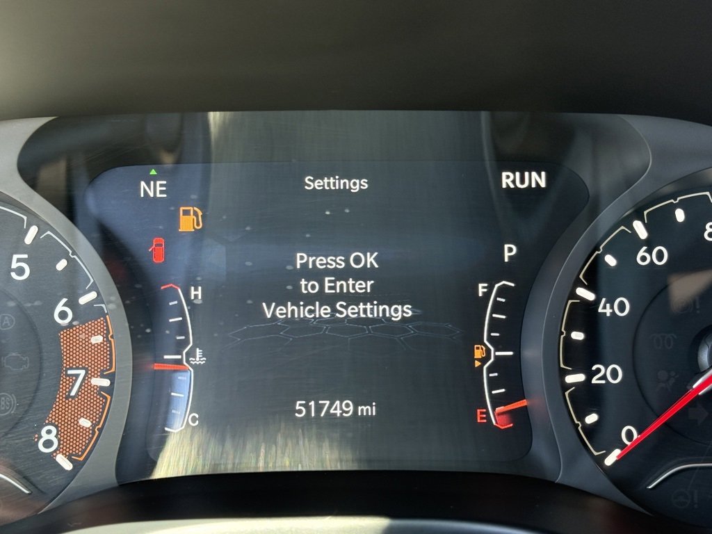 Used 2023 Jeep Compass Limited image 33