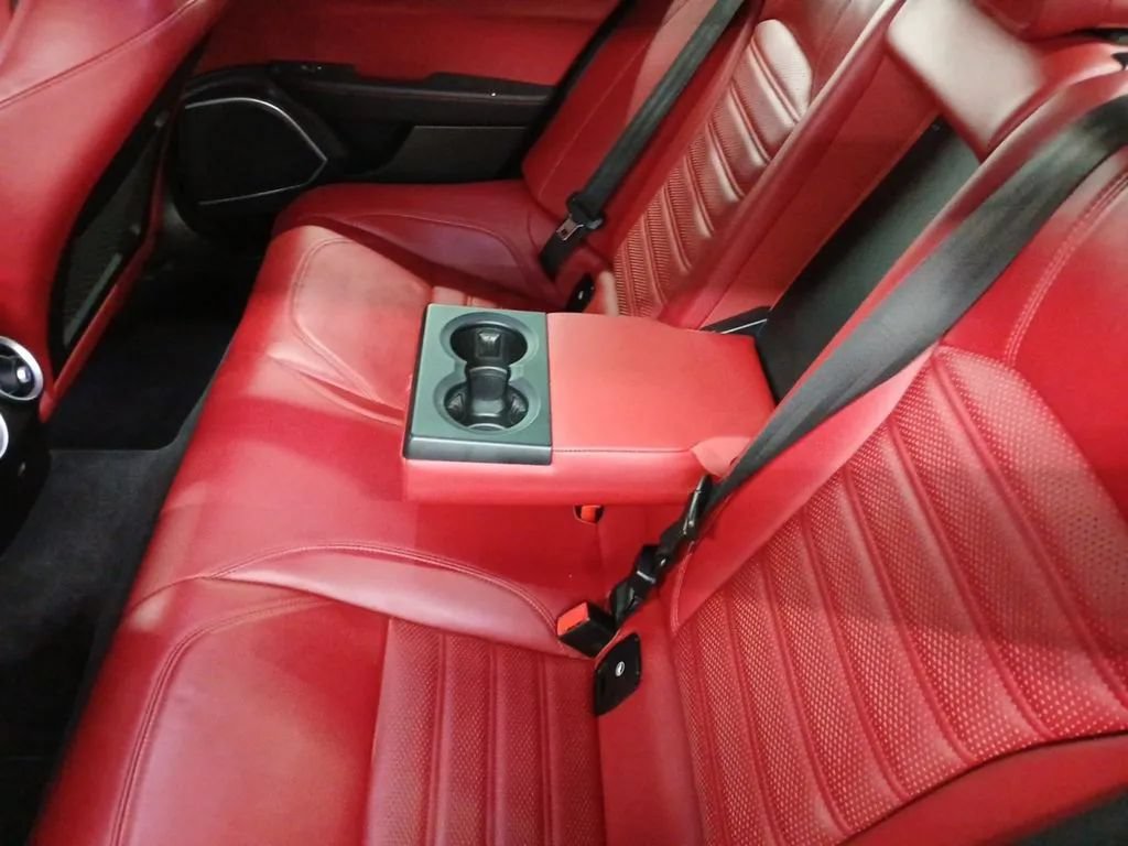 Used 2019 Alfa Romeo Giulia Ti Sport w/ Quick Order Package 22U Sport RWD image 42