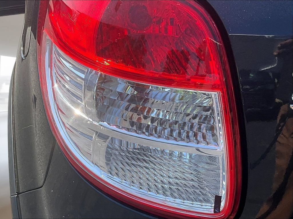 Used 2009 Suzuki SX4 AWD Hatchback image 20