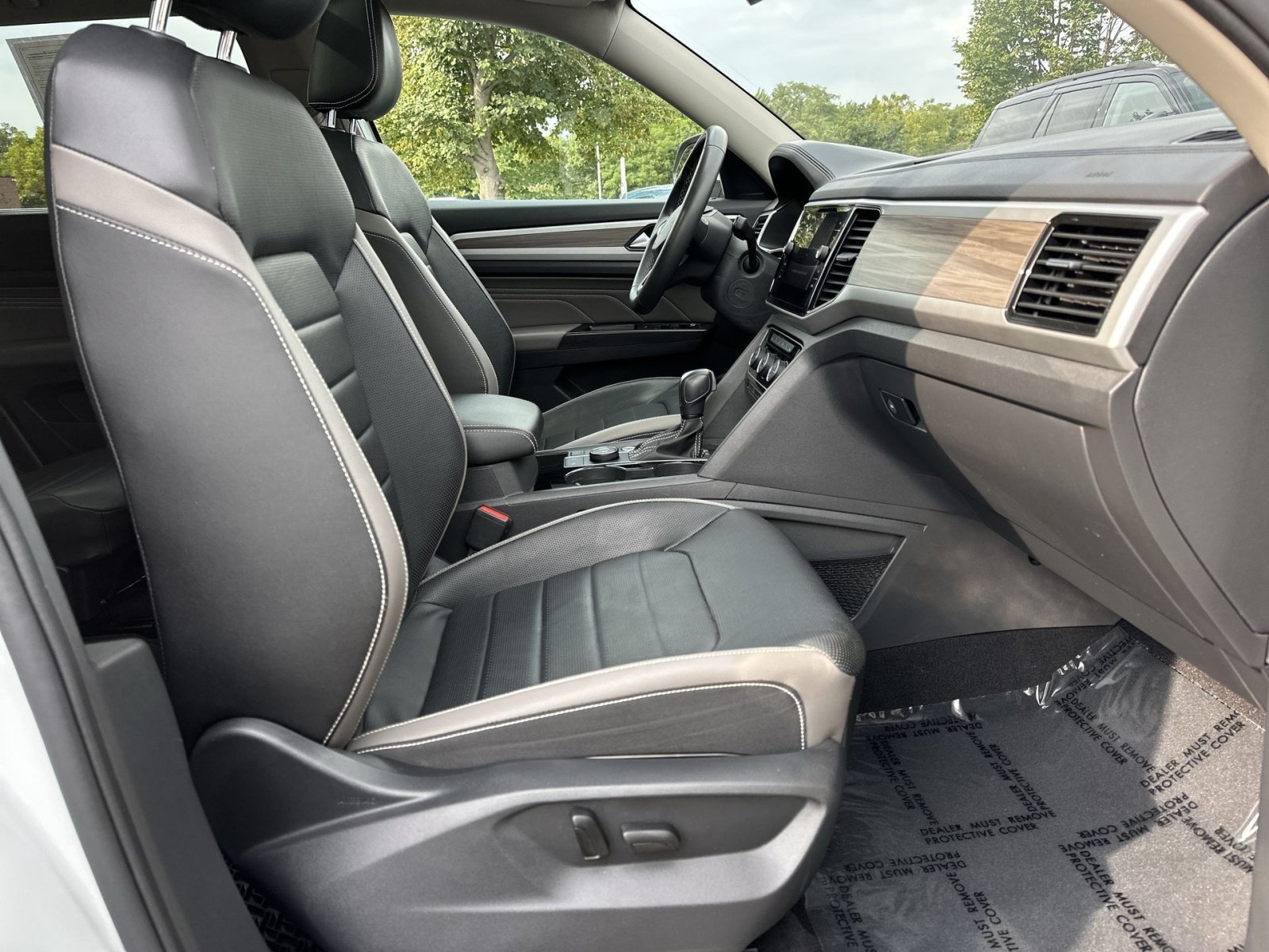 Used 2021 Volkswagen Atlas SEL Premium AWD/4WD image 29