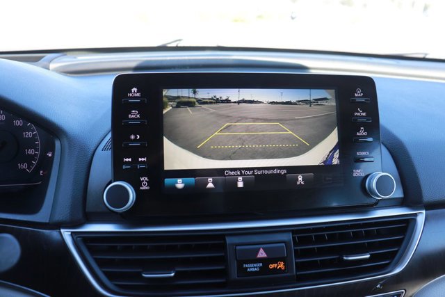 Used 2018 Honda Accord Touring image 31