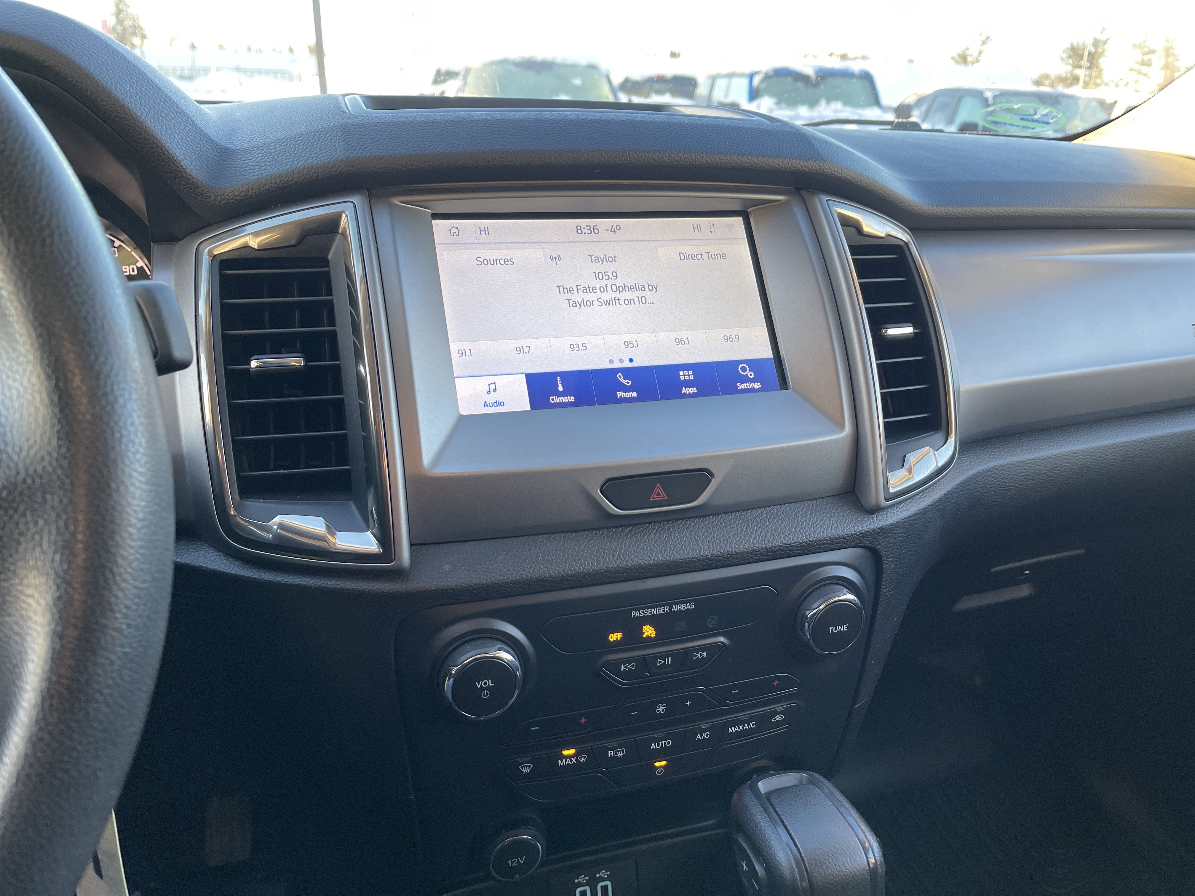 Used 2020 Ford Ranger XLT w/ FX4 Off-Road Package image 15