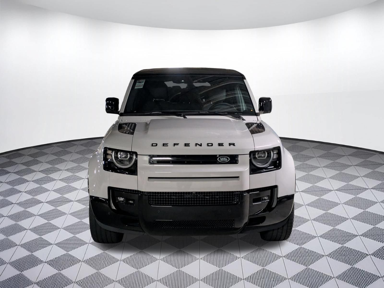 New 2026 Land Rover Defender 110 X-Dynamic SE AWD/4WD image 15