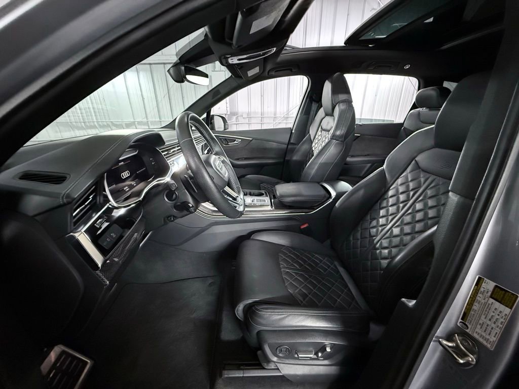 Used 2021 Audi SQ7 Premium Plus w/ Executive Package image 18