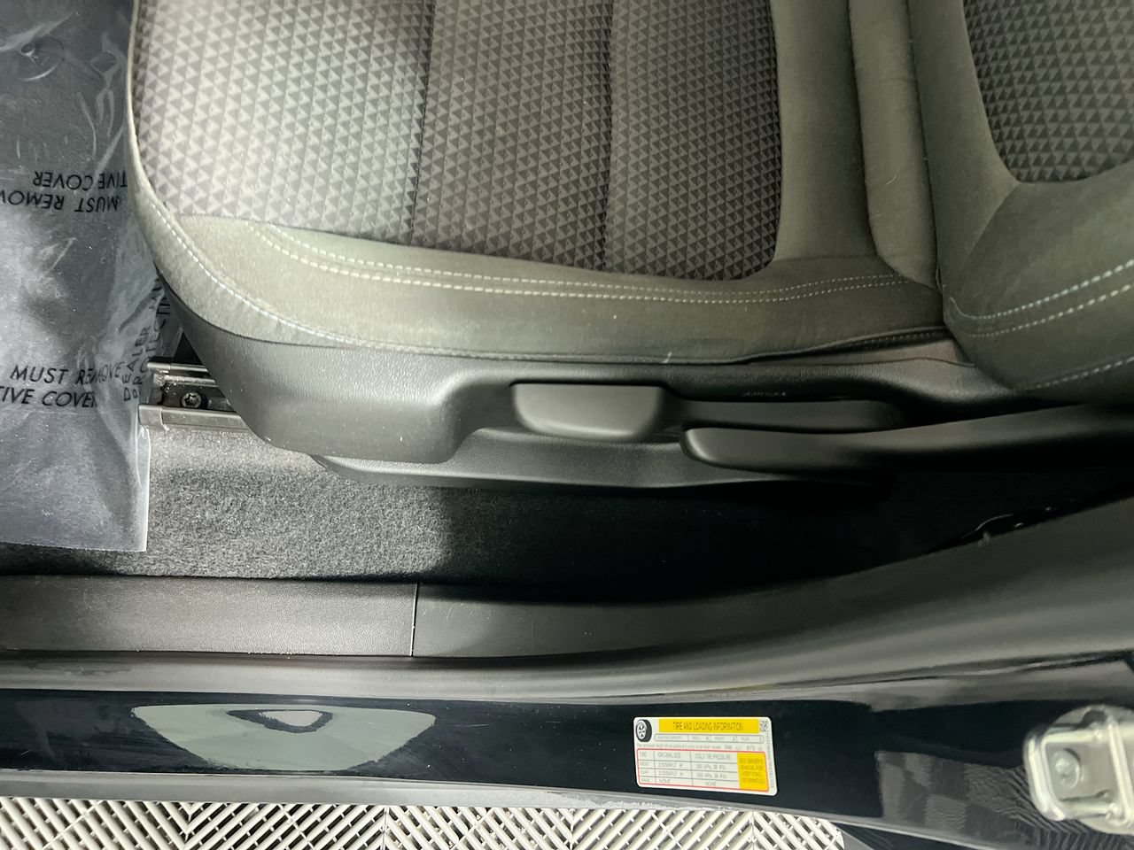 Used 2023 Chevrolet Bolt LT w/ Driver Confidence Package FWD image 8