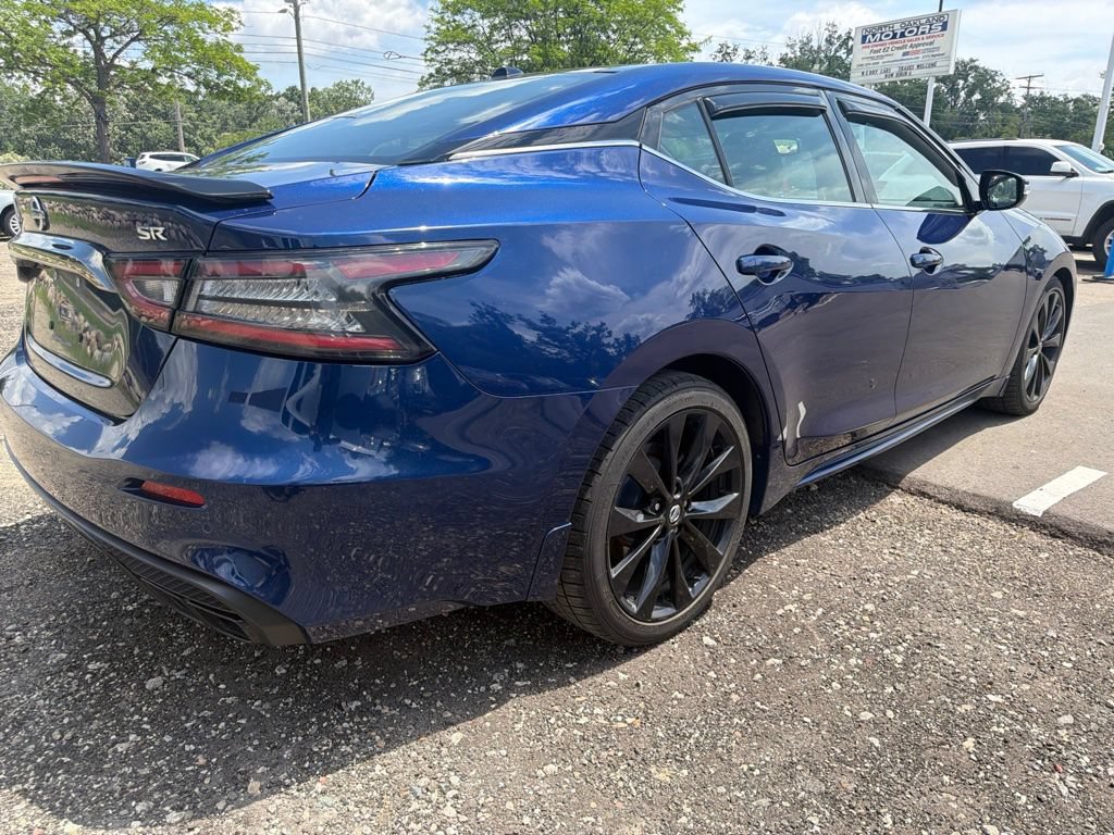 Used 2019 Nissan Maxima SR FWD image 5