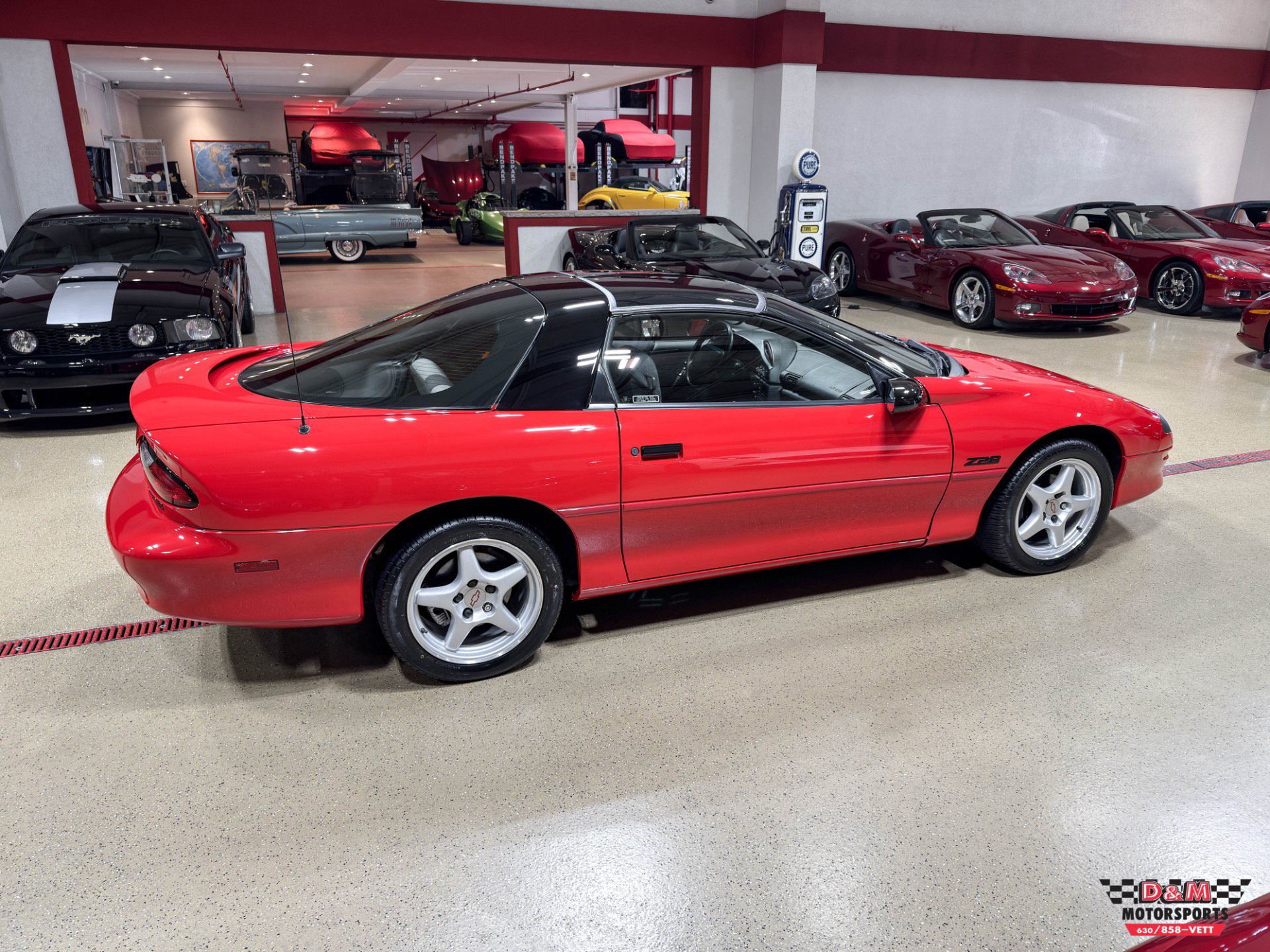 Used 1994 Chevrolet Camaro Z28 RWD image 48