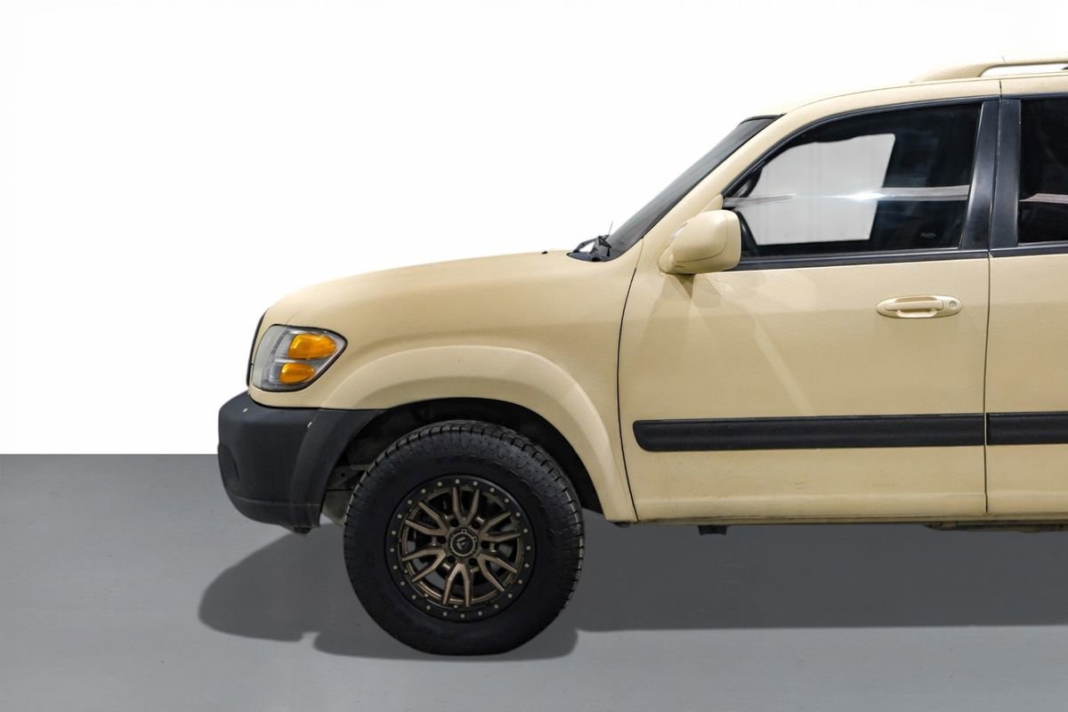 Used 2004 Toyota Sequoia SR5 image 10