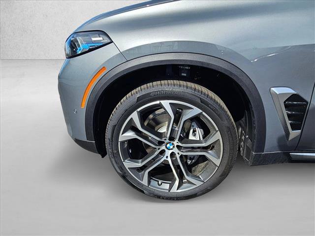 New 2026 BMW X5 sDrive40i w/ Climate Comfort Package RWD image 16