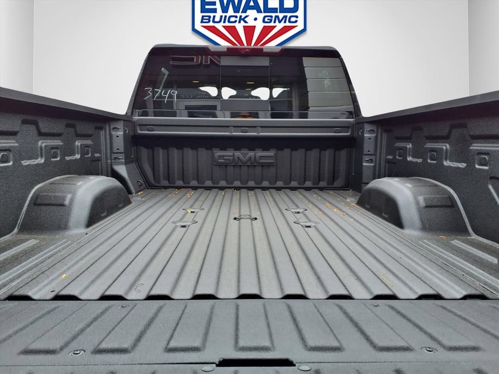 New 2026 GMC Sierra 2500 Denali w/ Denali Reserve Package AWD/4WD image 8