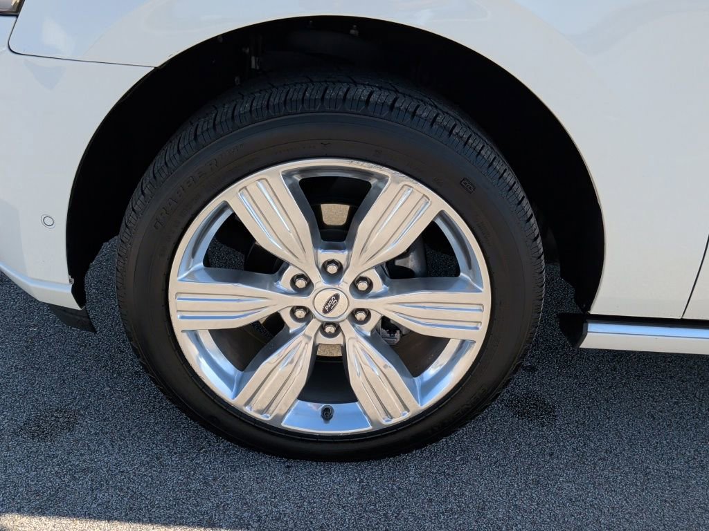Used 2024 Ford Expedition Platinum image 53