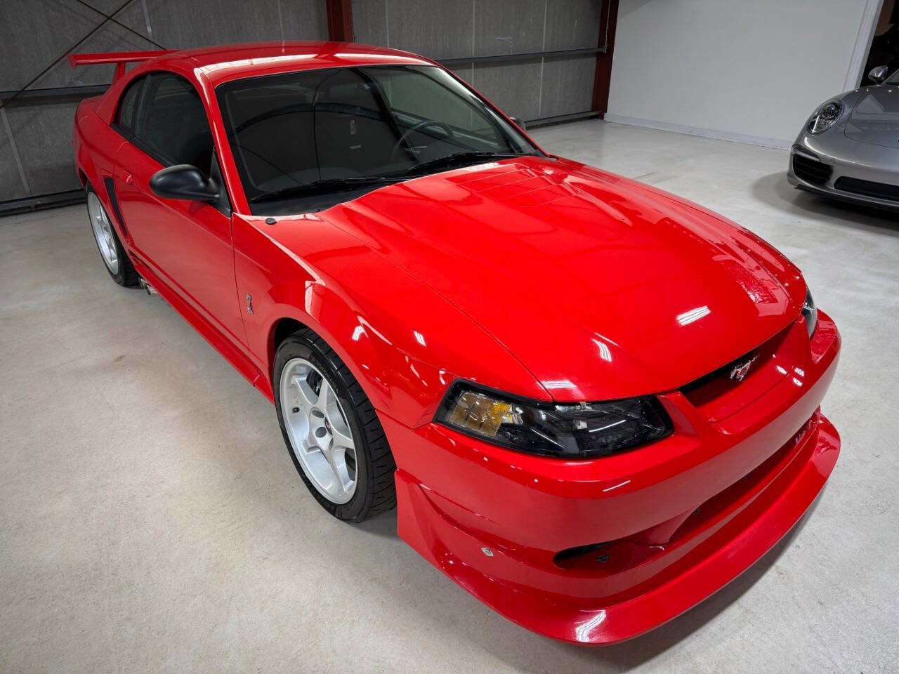 Used 2000 Ford Mustang Cobra RWD image 26
