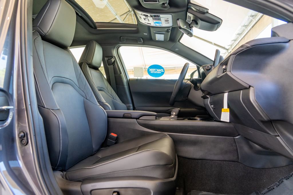 New 2026 Lexus UX 300h FWD image 16