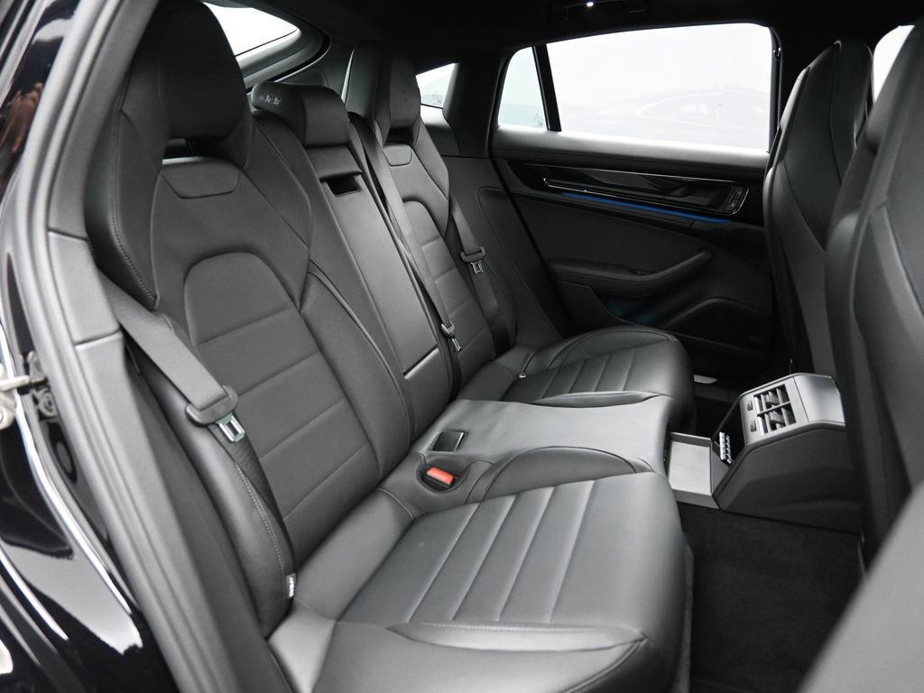 New 2026 Porsche Panamera E-Hybrid image 26