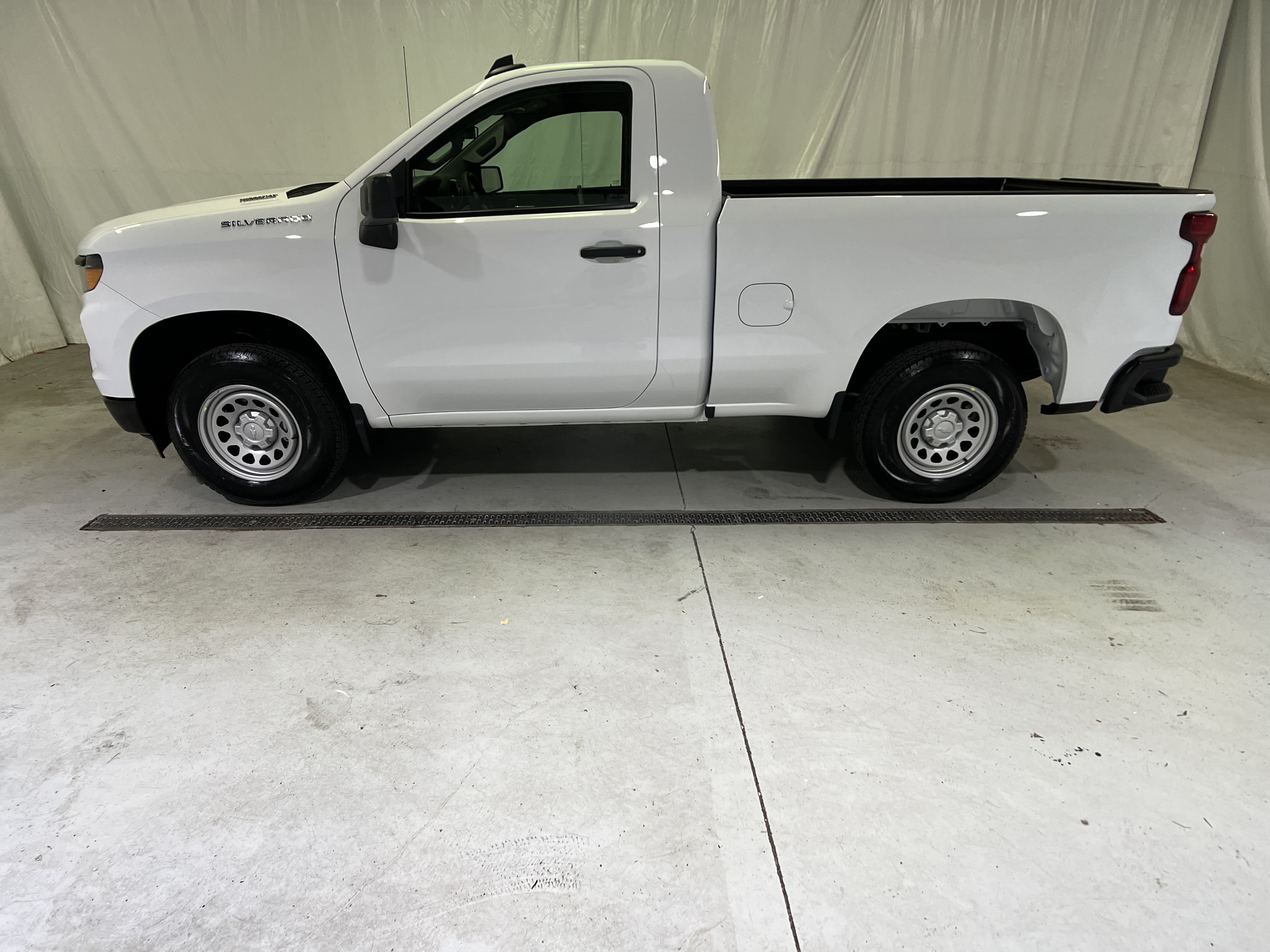 Certified 2026 Chevrolet Silverado 1500 W/T w/ WT Convenience Package RWD image 7