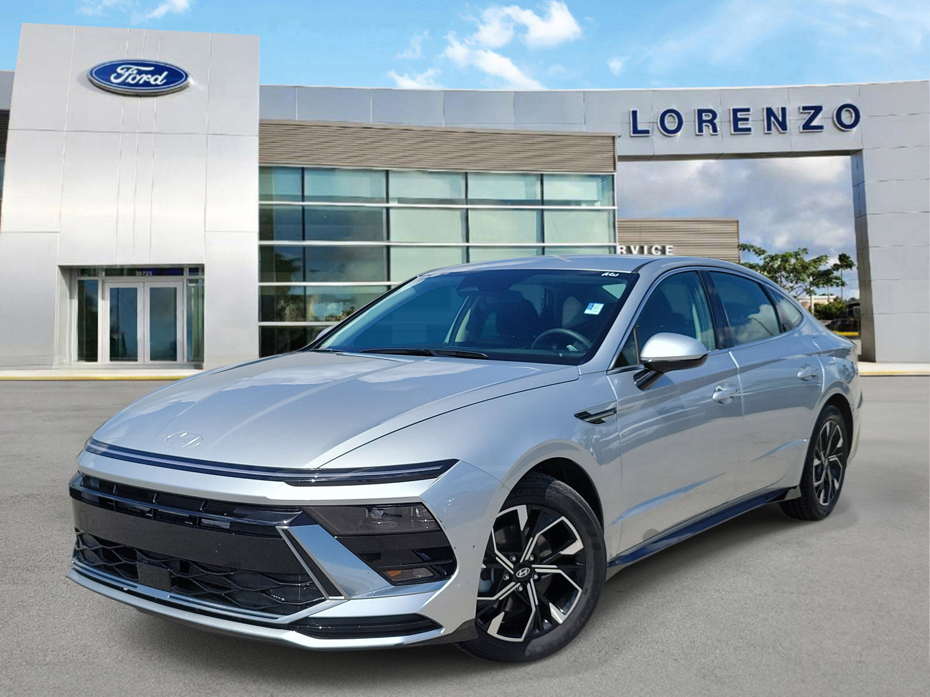 Used 2025 Hyundai Sonata SEL FWD image 1