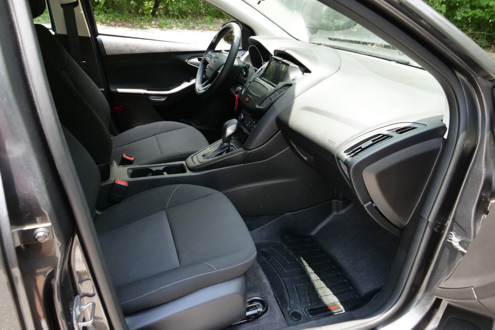 Used 2018 Ford Focus S FWD image 26