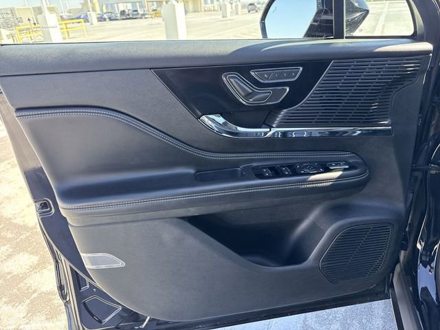 Used 2022 Lincoln Corsair FWD w/ Premium Package image 13