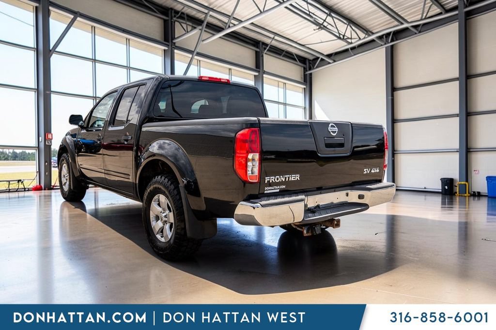 Used 2012 Nissan Frontier SV w/ SV Premium Utility Pkg AWD/4WD image 24