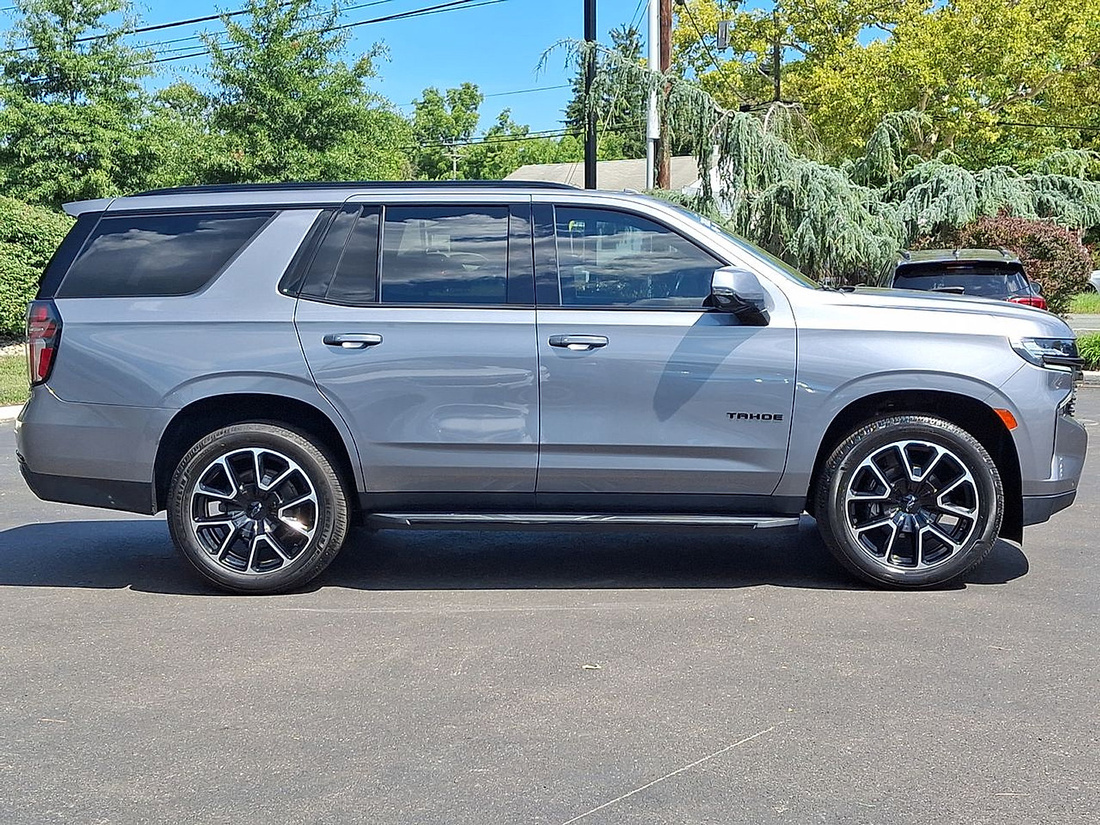 Certified 2021 Chevrolet Tahoe RST w/ Luxury Package AWD/4WD image 26