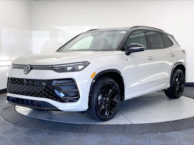 New 2026 Volkswagen Tiguan SE R-Line