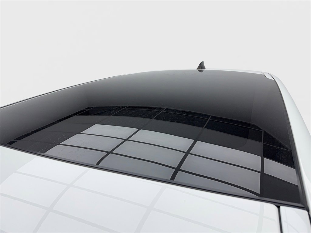 Used 2022 Land Rover Discovery Sport S image 14