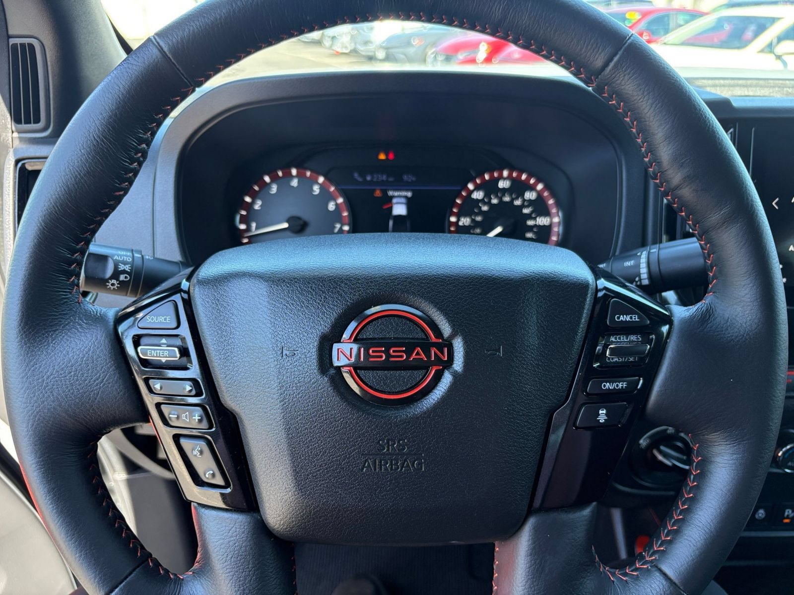 Used 2026 Nissan Frontier PRO-4X AWD/4WD image 27