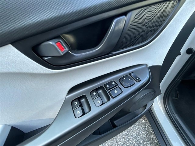 Used 2022 Hyundai Kona SEL w/ Cargo Package image 19