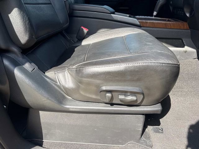 Used 2010 Nissan Titan LE w/ LE Max Utility Pkg RWD image 17