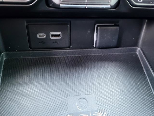 Used 2022 Chevrolet Tahoe RST w/ Luxury Package AWD/4WD image 19