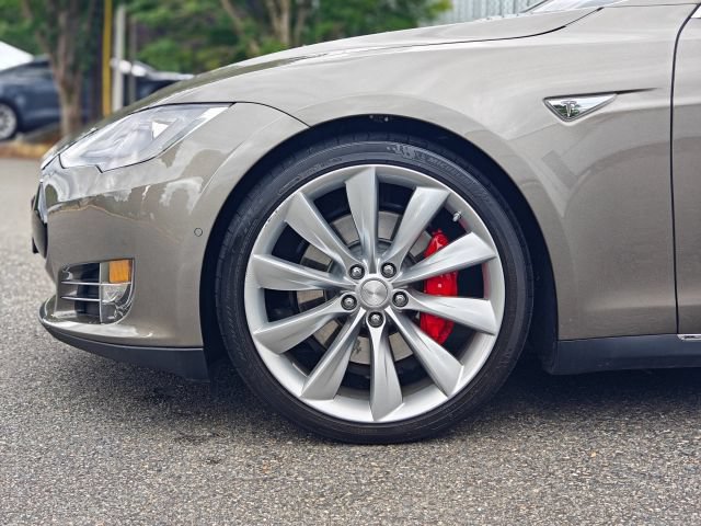 Used 2015 Tesla Model S P90D AWD/4WD image 7