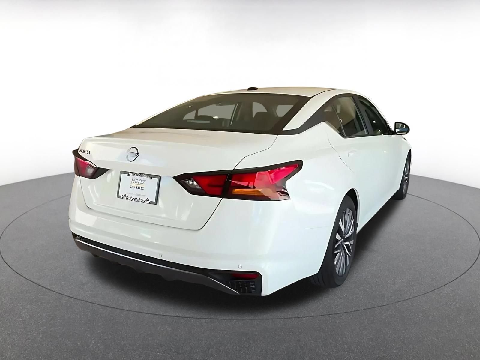 Used 2026 Nissan Altima 2.5 SV FWD image 11