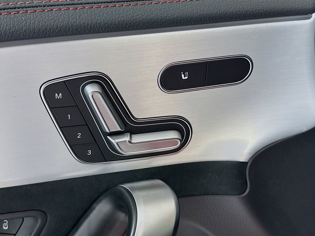 Used 2023 Mercedes-Benz CLA 250 CLA 250 image 19