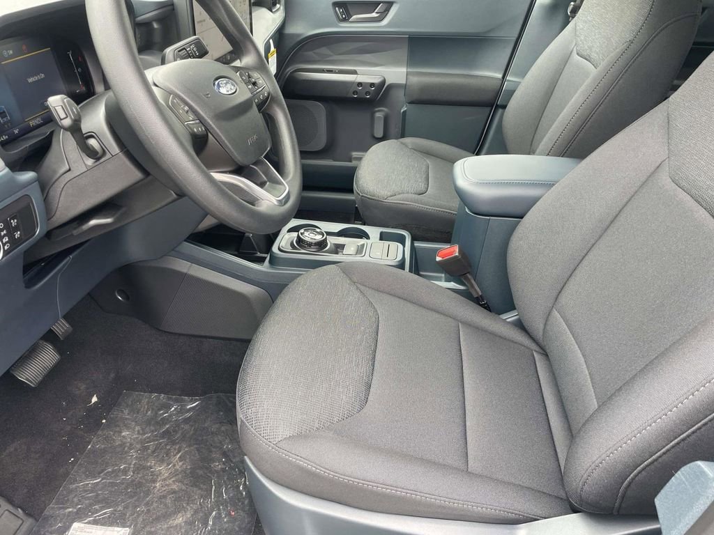New 2025 Ford Maverick XL image 16