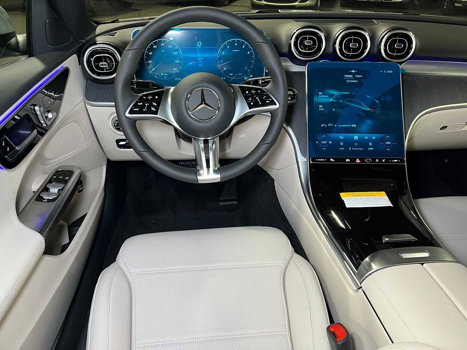 Used 2025 Mercedes-Benz C 300 4MATIC Sedan image 34