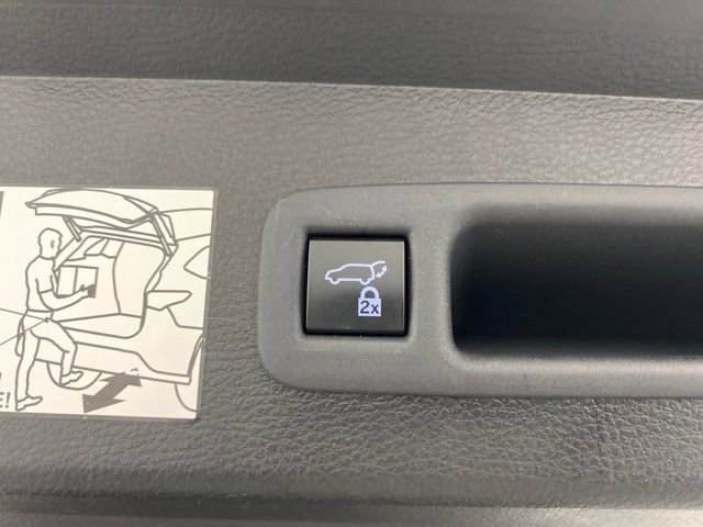 Certified 2022 Toyota Sienna XLE image 38