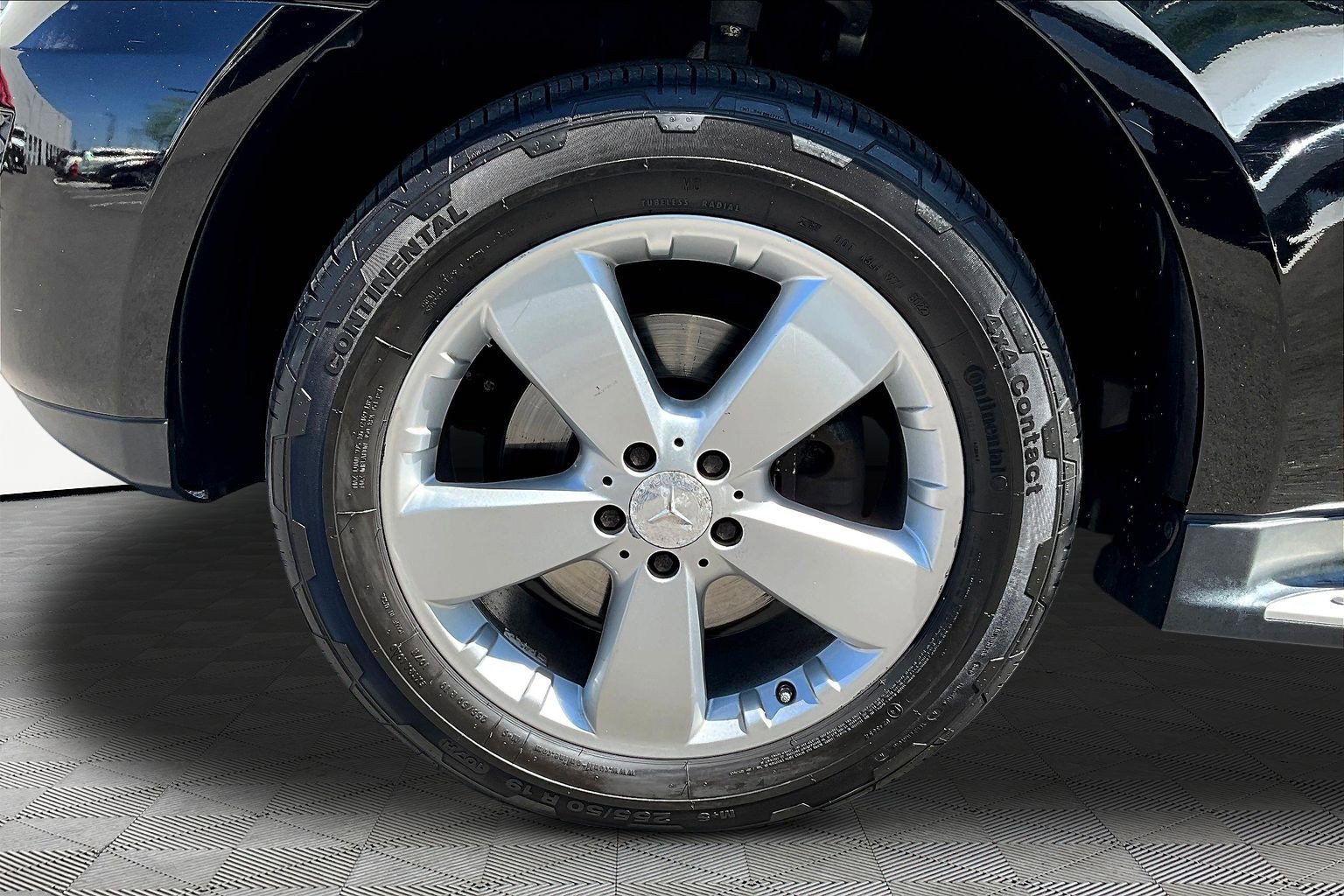 Used 2010 Mercedes-Benz ML 350 4MATIC image 34