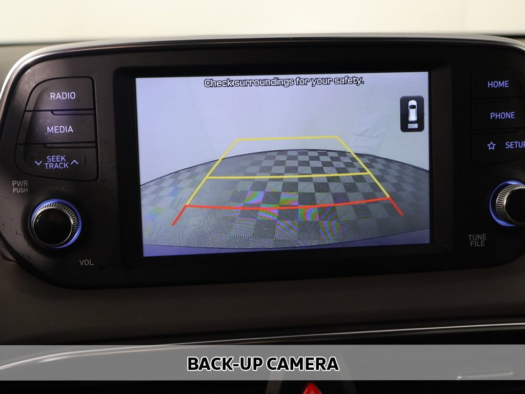 Used 2020 Hyundai Santa Fe SE image 4