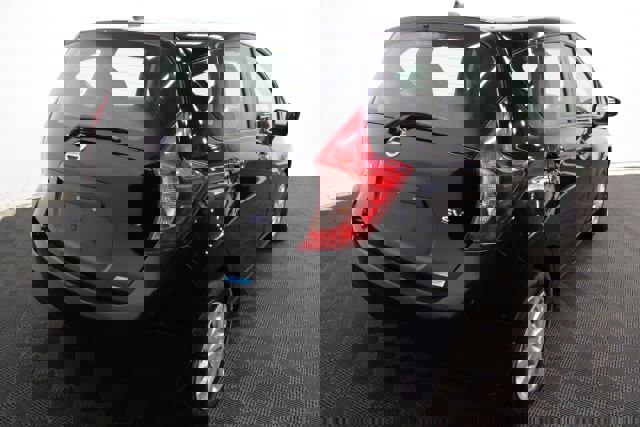 Used 2016 Nissan Versa Note SV image 6