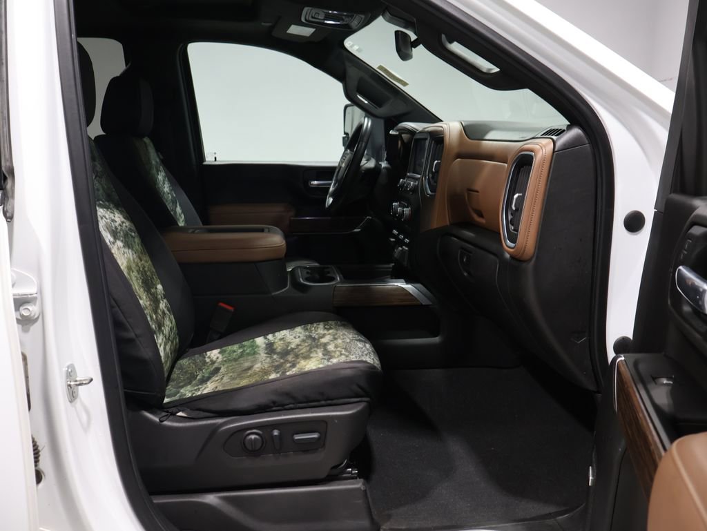 Used 2022 Chevrolet Silverado 3500 High Country w/ Safety Package II image 25