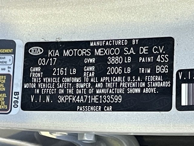 Used 2017 Kia Forte LX image 18
