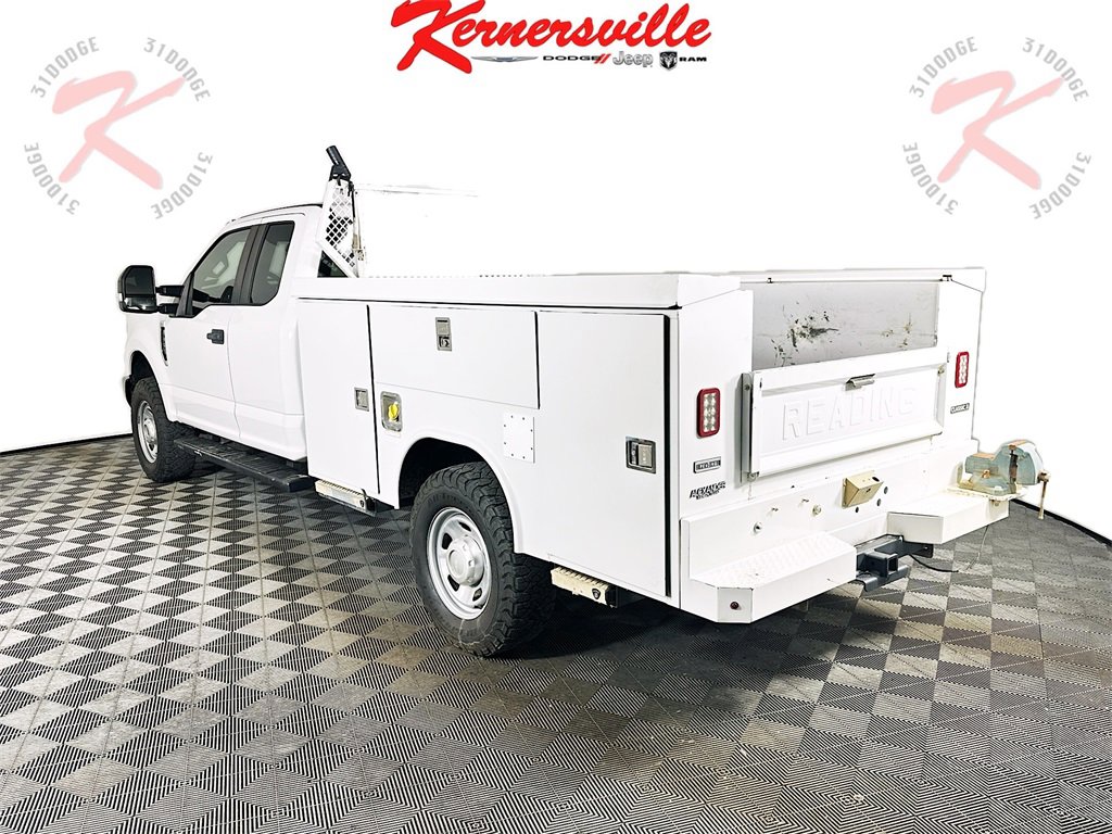 Used 2019 Ford F350 XL w/ Power Equipment Group image 5
