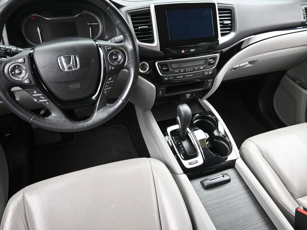 Used 2017 Honda Ridgeline RTL-E image 11