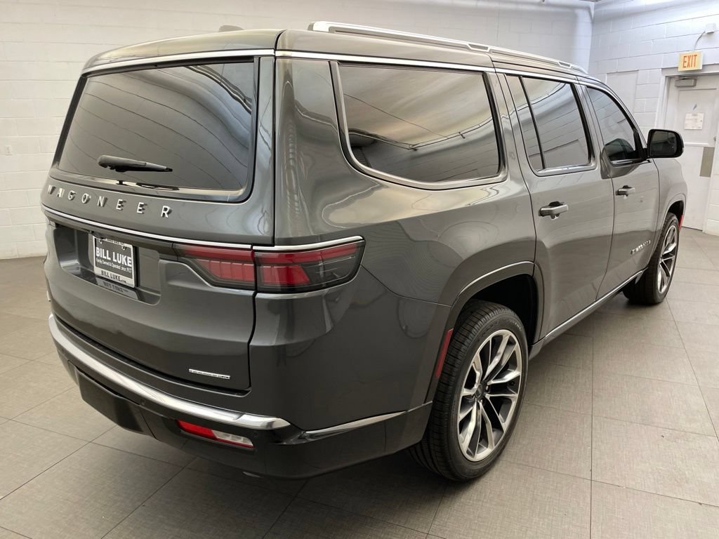 Certified 2022 Jeep Wagoneer Series III w/ Premium Group I AWD/4WD image 7